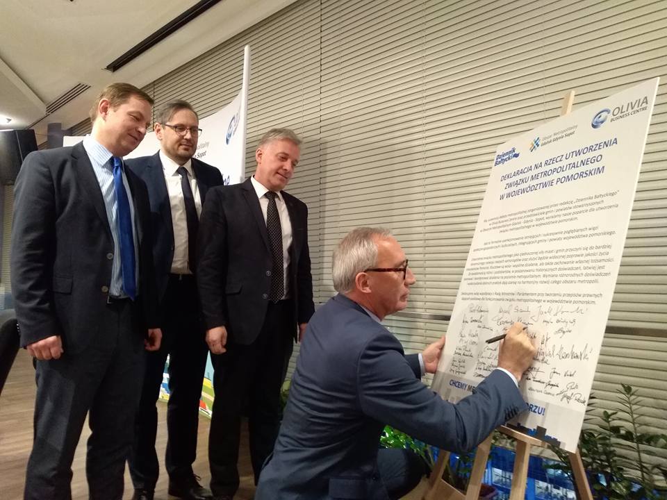 Smoliński i red. M. Szmidka_Dziennik Bałtycki