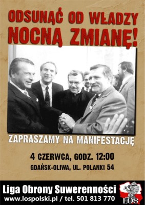 Protest_przed_domem_L._Walesy