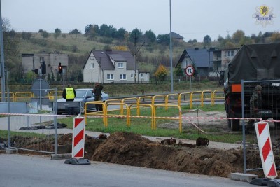 WEJHEROWO - POLICJANCI ZABEZPIECZALI MIEJSCE ZNALEZIENIA N IEWYBUCHU I SZCZĄTKÓW LUDZKICH  5