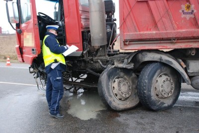PUCK - TRAGICZNY WYPADEK WE WŁADYSŁAWOWIE. POLICJANCI -APELUJĄ O ROZWAGĘ2