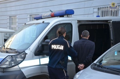 policja napad wrzeszcz