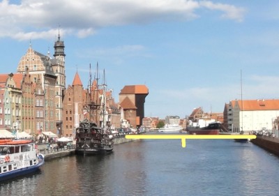 3. Kładka, szpecąca krajobraz, blokująca żeglugę (1)