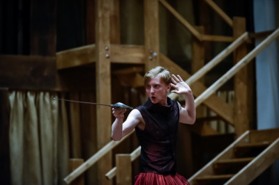 zdjęcie z próby WESOŁYCH KUMOSZE-K Z WINDSORU foto Dawid Linkowsk-i (7)