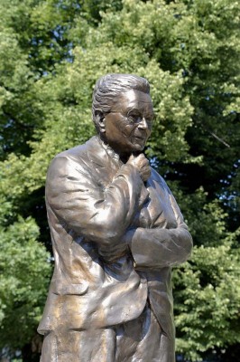 walentynowicz pomnik gda