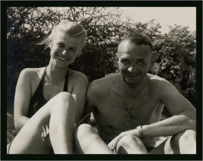 str.18 Rosvitha i Henry na plaży- w Orłowie sierpien 1940