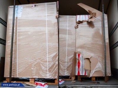 pol gdansk przemyt papierosow