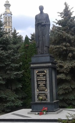 lichen pomink 2 sw. St Papczynskiego jw 20160513_143235