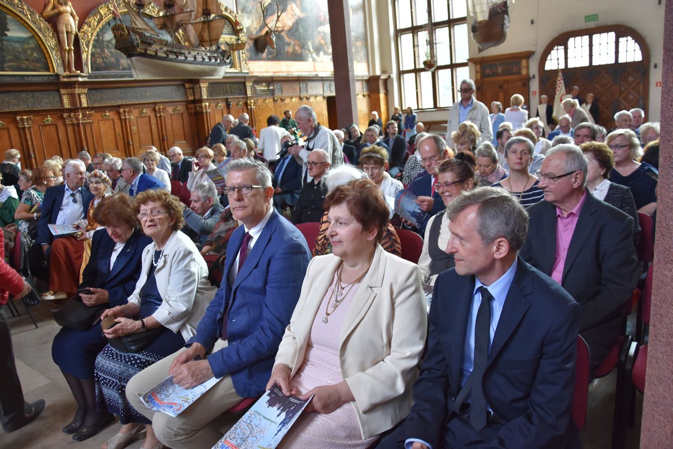 MNG-Dwor-Artusa-ludzie-5-Fot_J_Wikowski-A31_7313