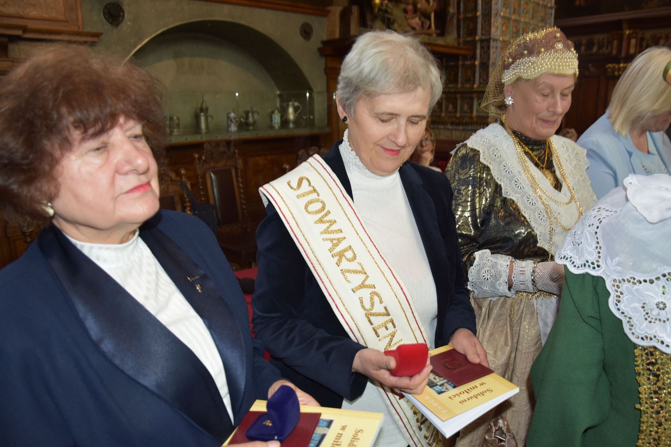 MNG-medale-25-lecia-1-Fot_J_Wikowski-A31_7512