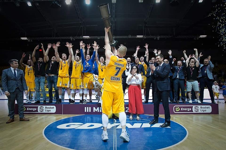 arciszewska energa facebook