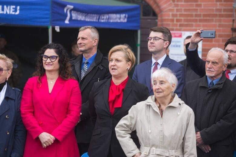 arciszewska fotyga 3 facebook _