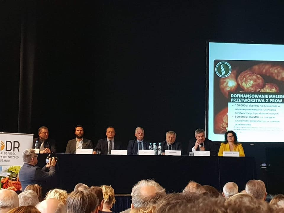 arciszewska konferencja gdyniafacebook