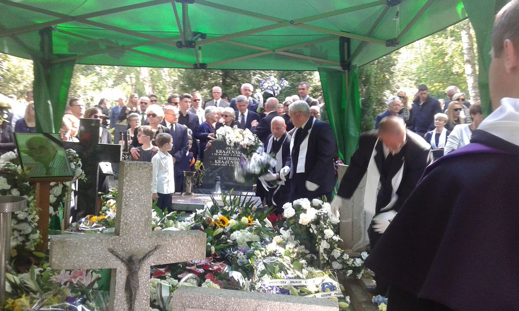 pogrzeb Jurka Okonskiego fot_J_Wikowski 20160615_144127