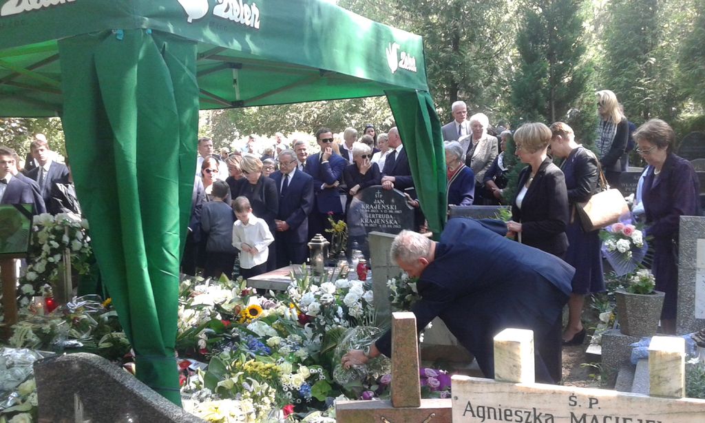 pogrzeb Jurka Okonskiego fot_J_Wikowski 20160615_145104