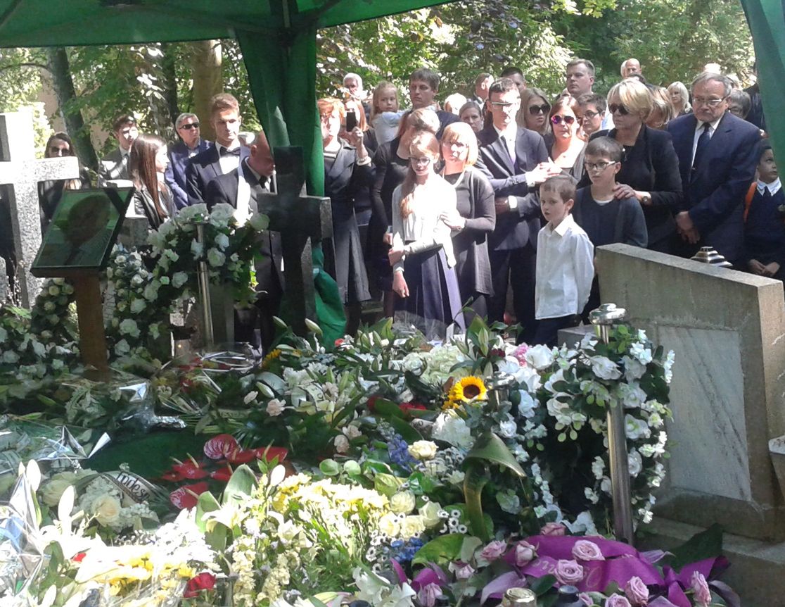 pogrzeb Jurka Okonskiego fot_J_Wikowski b 20160615_144442